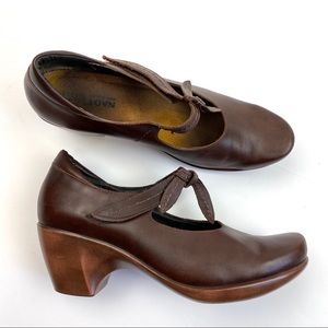 Naot Pleasure Leather Mary Jane Shoes Size 42